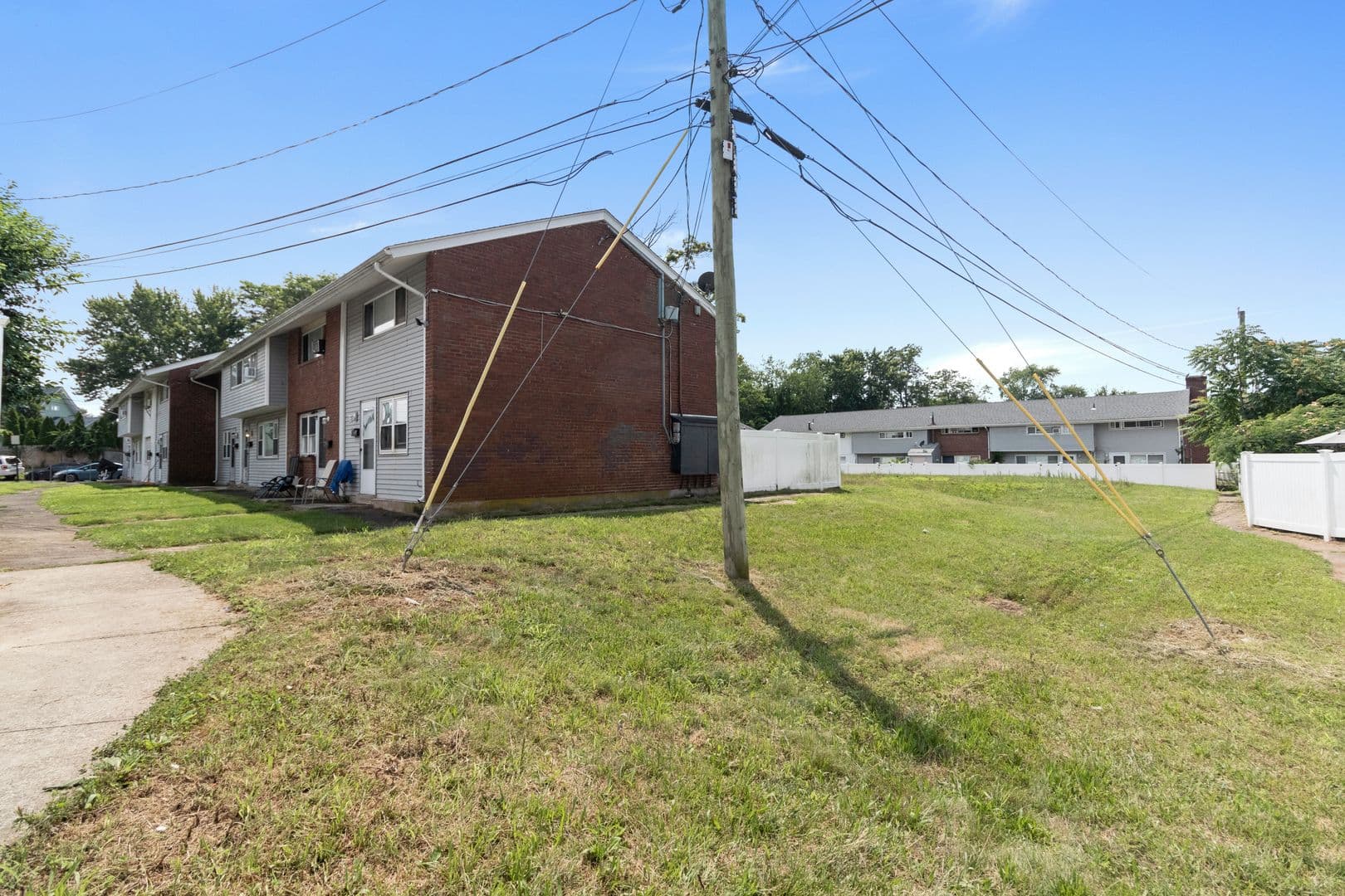 New Haven Apartment: 1314 Quinnipiac Avenue