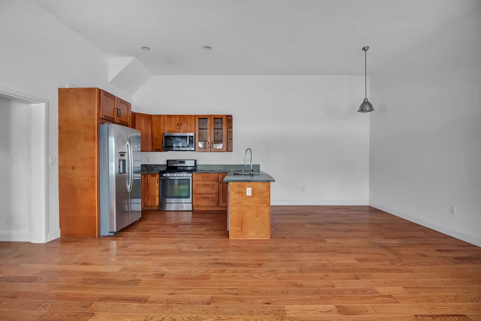 New Haven Apartment: 651 Prospect Street