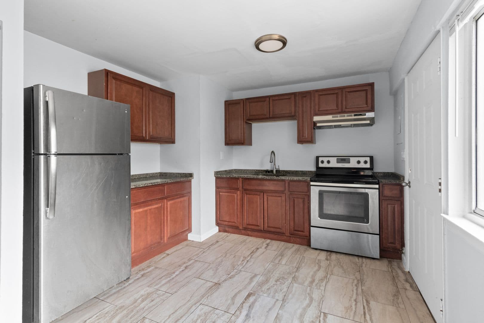 New Haven Apartment: 1314 Quinnipiac Avenue