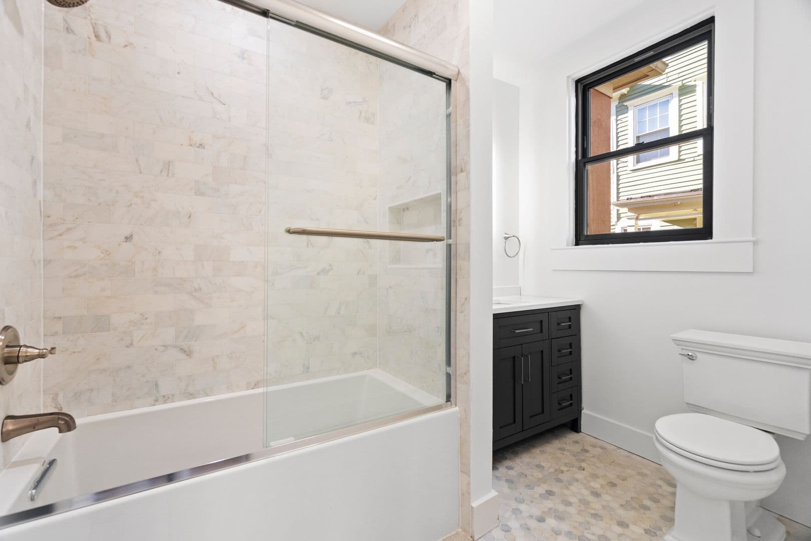 New Haven Apartment: 54 Trumbull Street