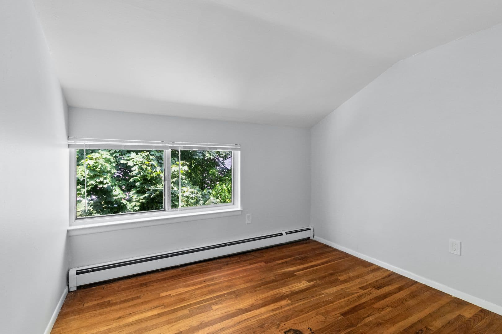 New Haven Apartment: 1314 Quinnipiac Avenue