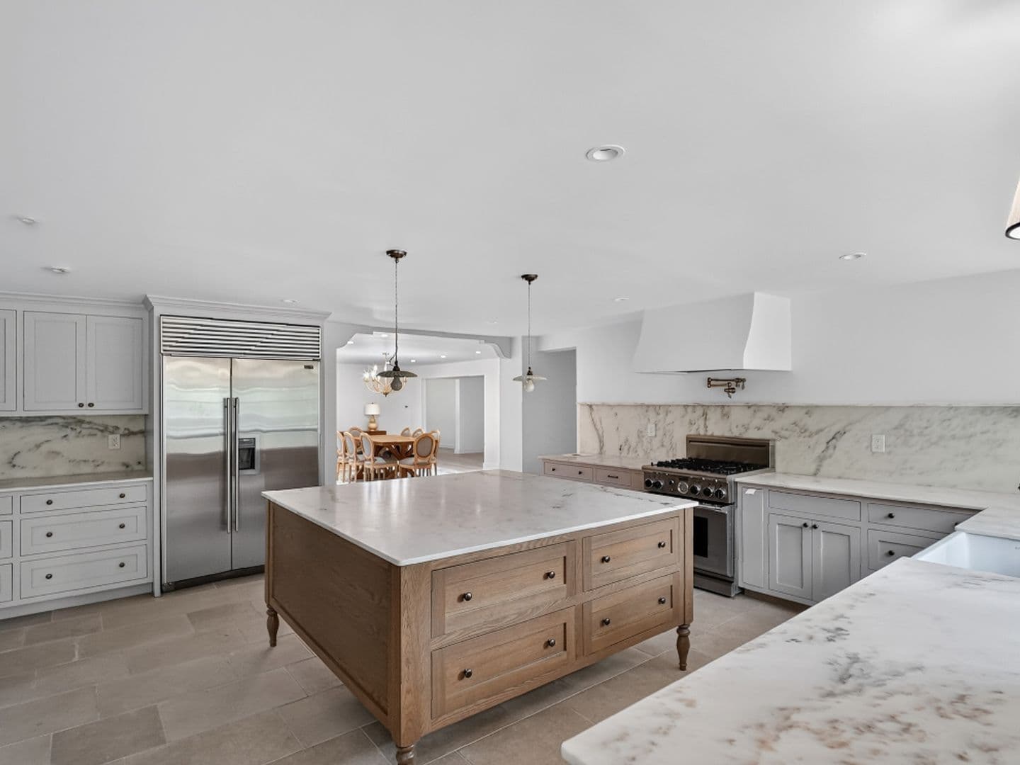 Hamden House: 1085 Ridge Road