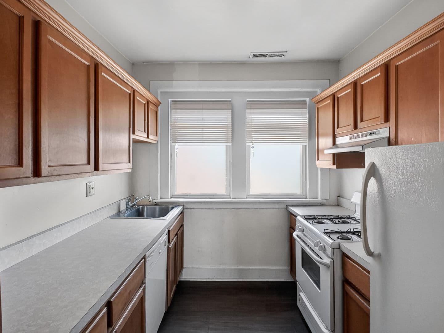 New Haven Apartment: 17 Howe Street