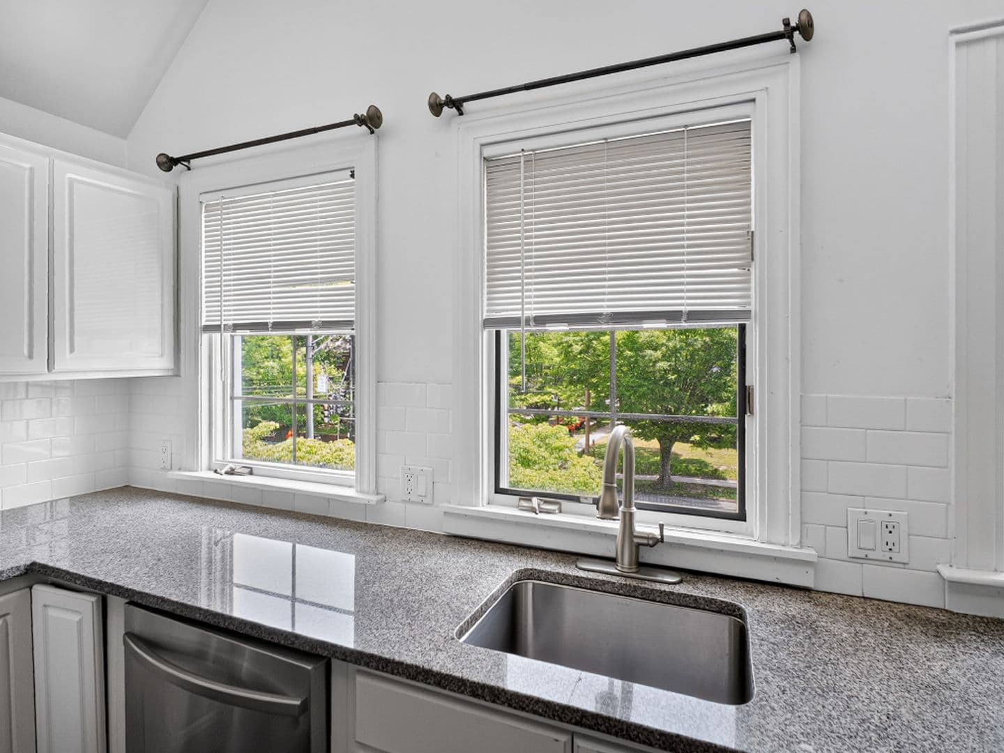 New Haven Apartment: 682 Prospect Street