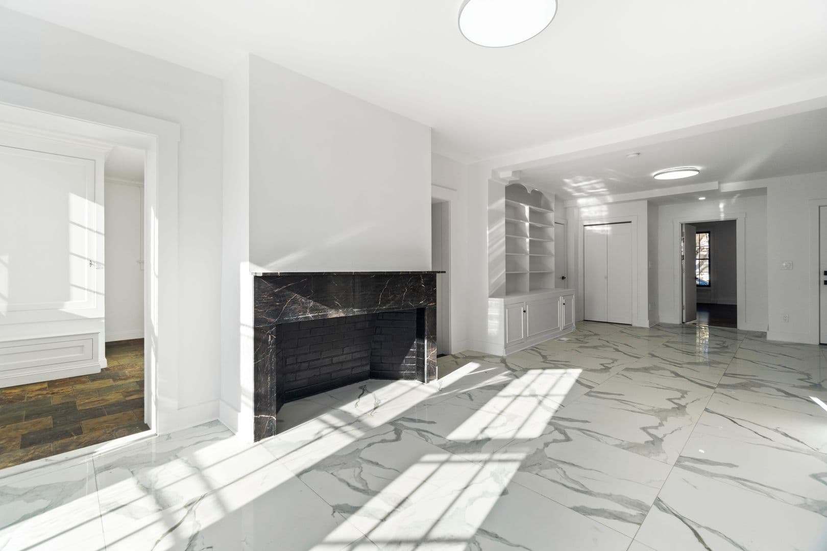 New Haven Apartment: 54 Trumbull Street