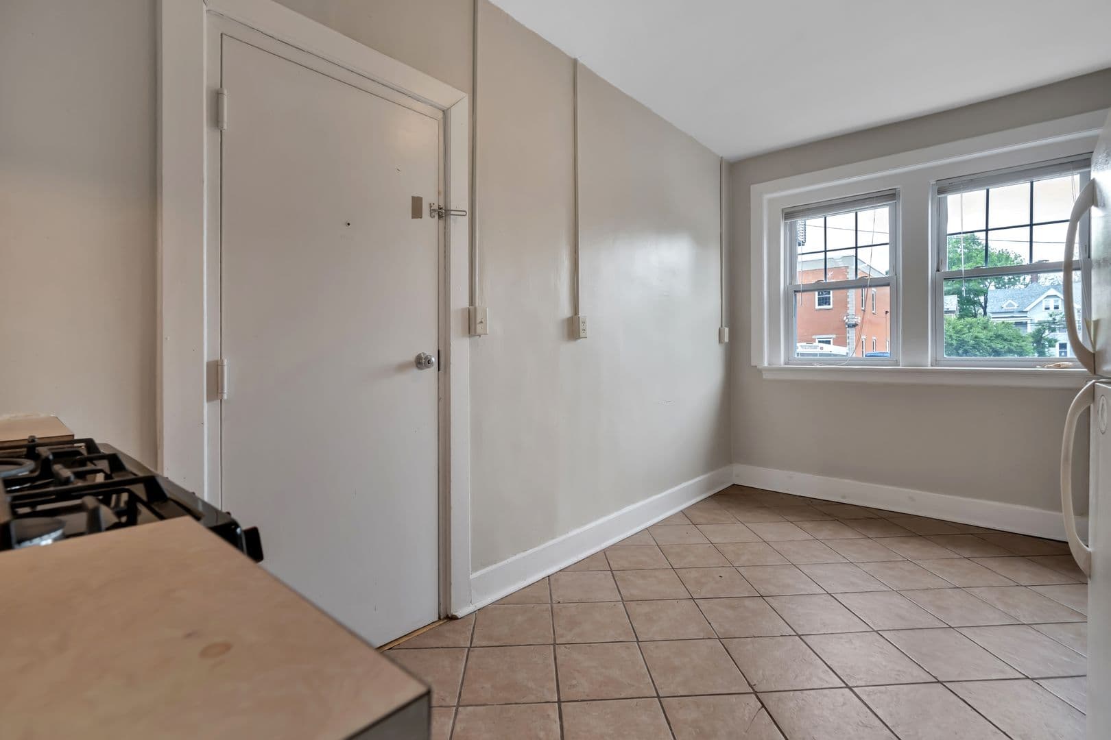 New Haven Apartment: 17 Howe Street