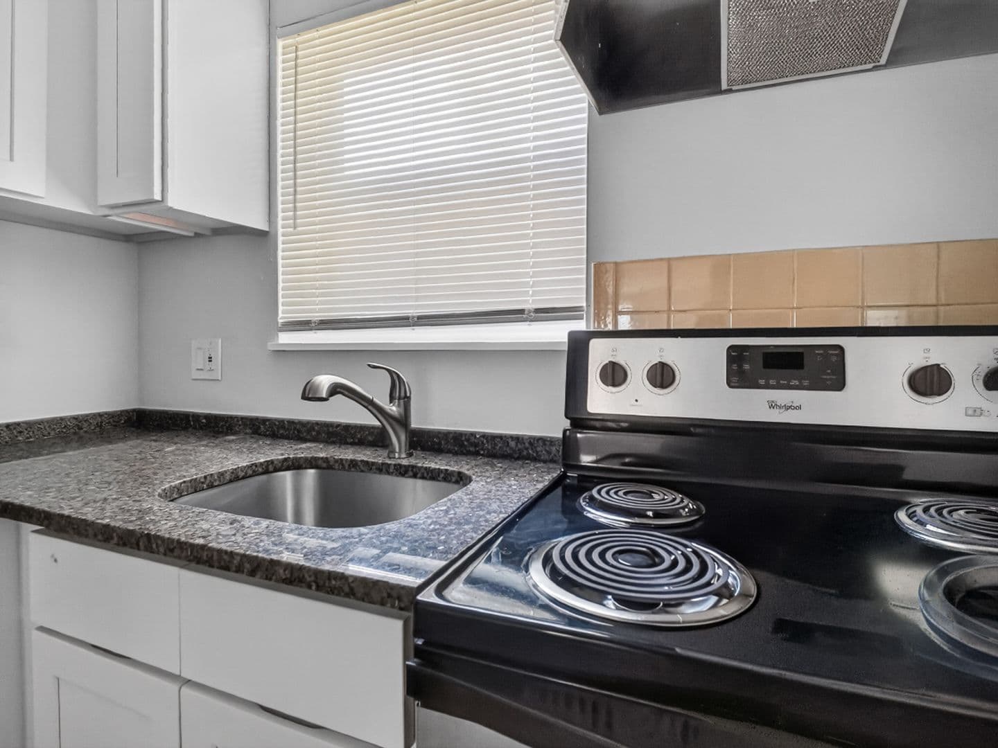 New Haven Apartment: 101 Ramsdell Street