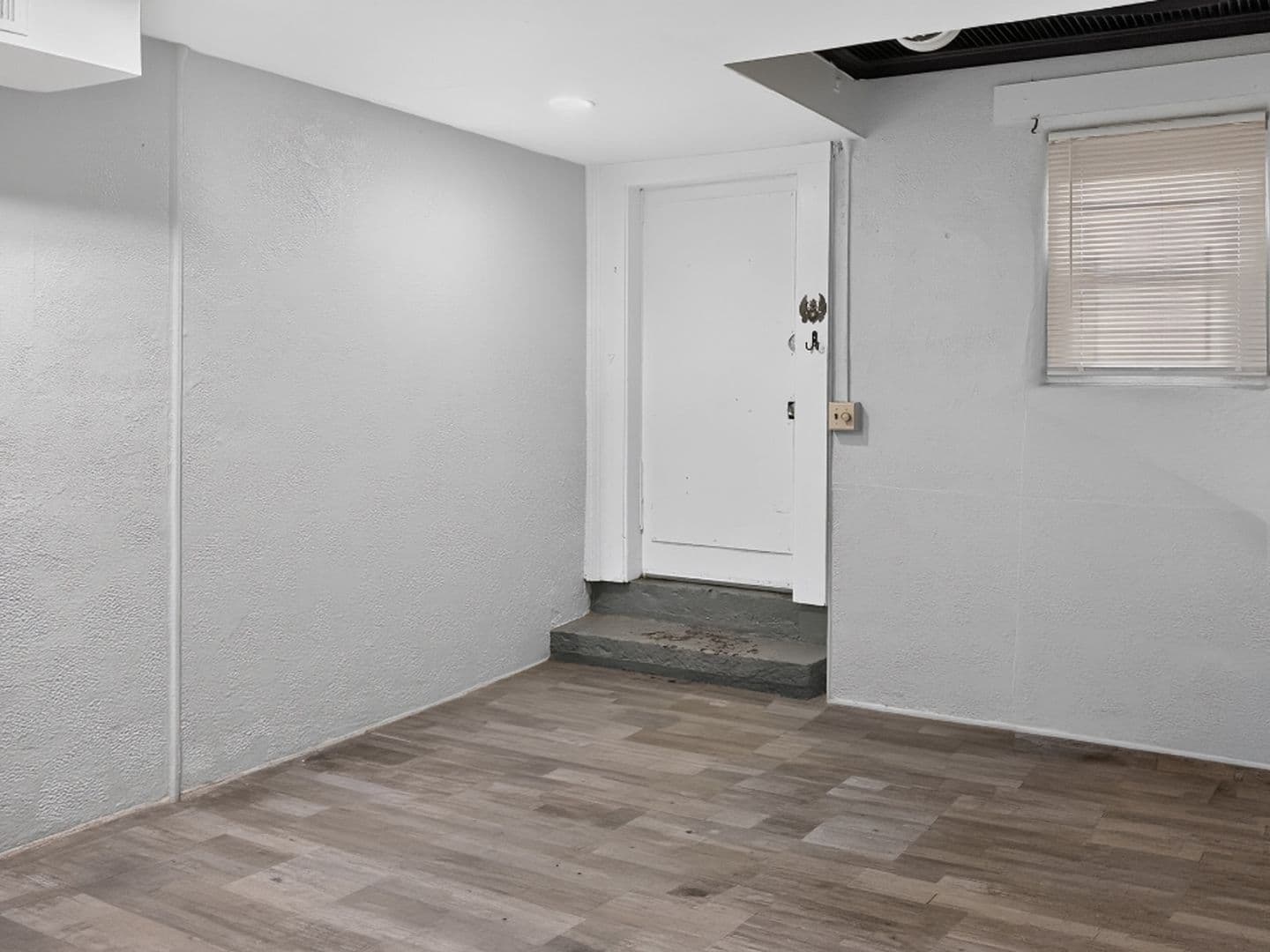 New Haven Apartment: 166-168 Park Street