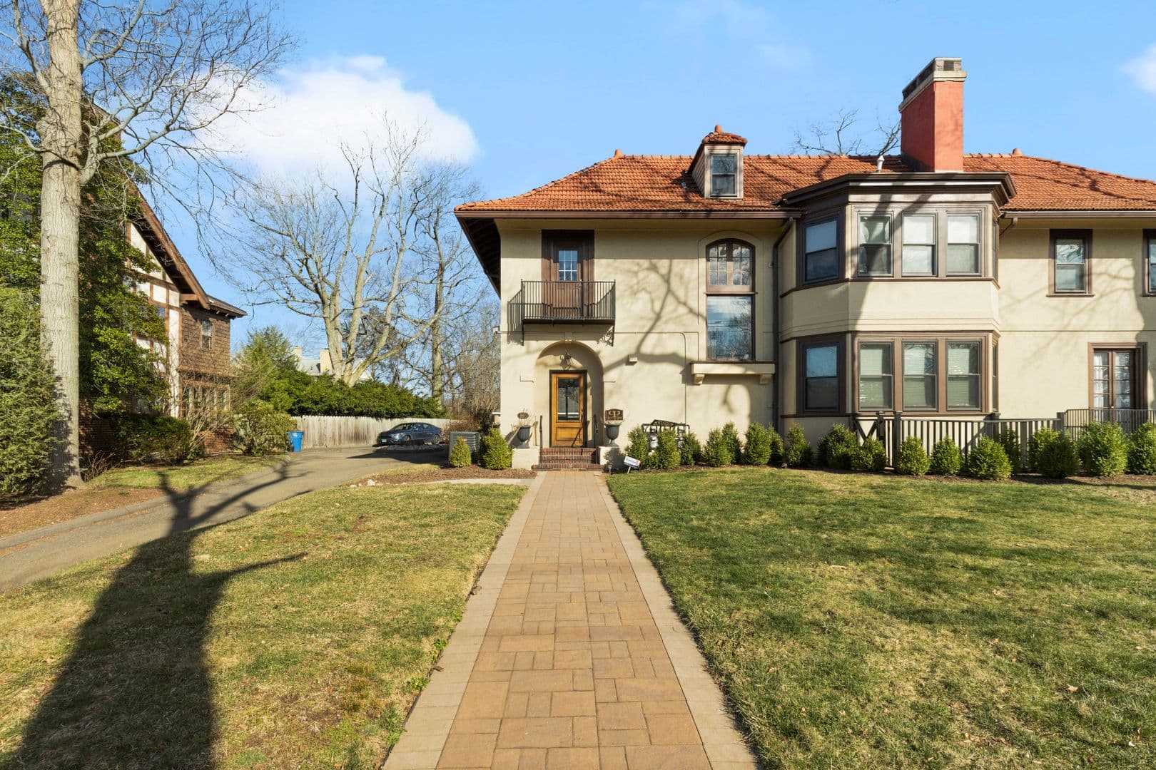 New Haven Apartment: 661 Prospect Street