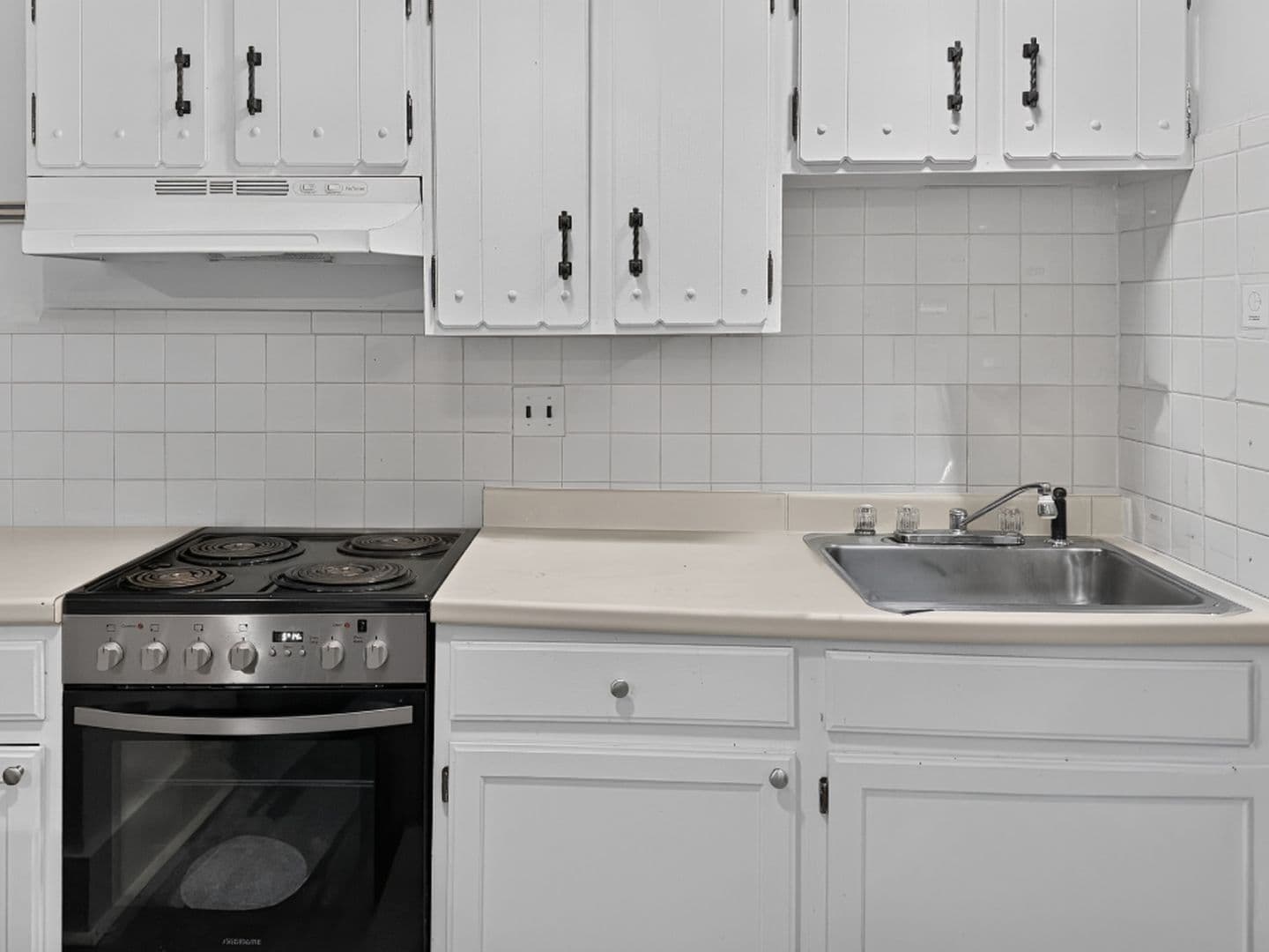 New Haven Apartment: 166-168 Park Street