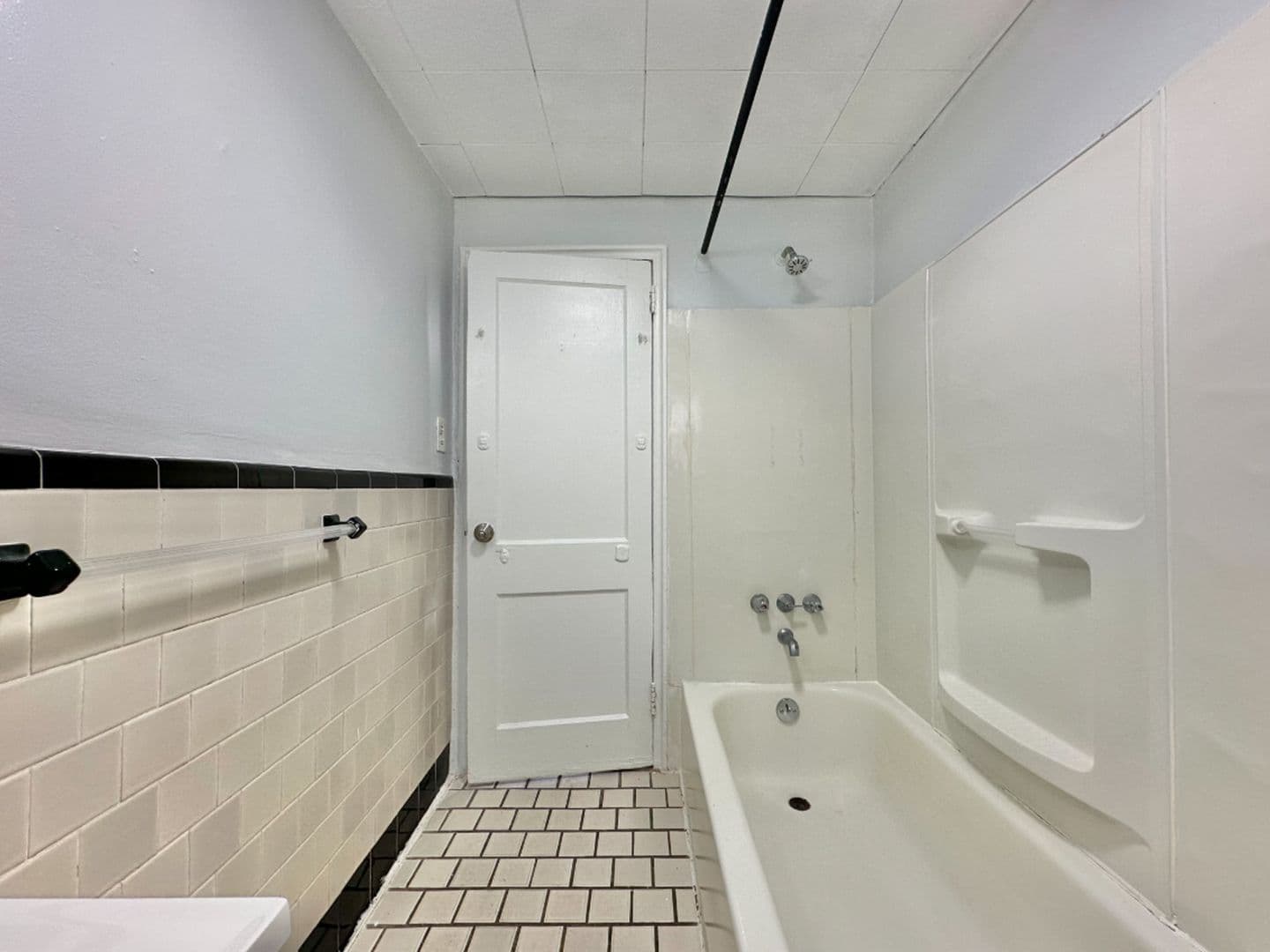 New Haven Townhome: 1 Colby Court