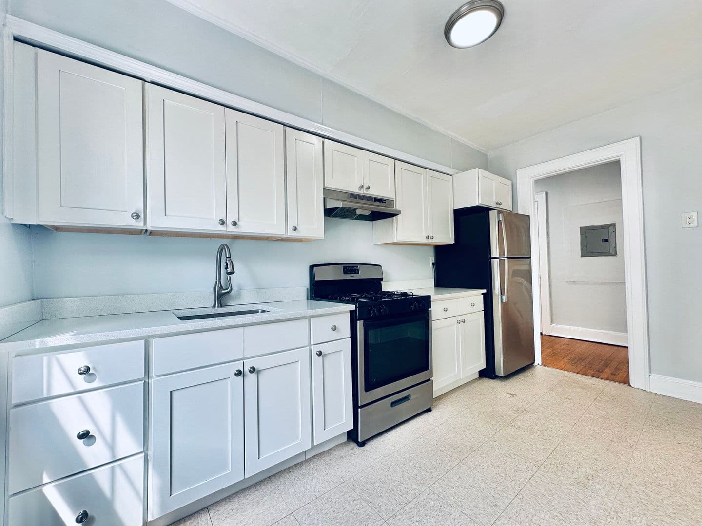 New Haven Apartment: 226 Ellsworth Avenue