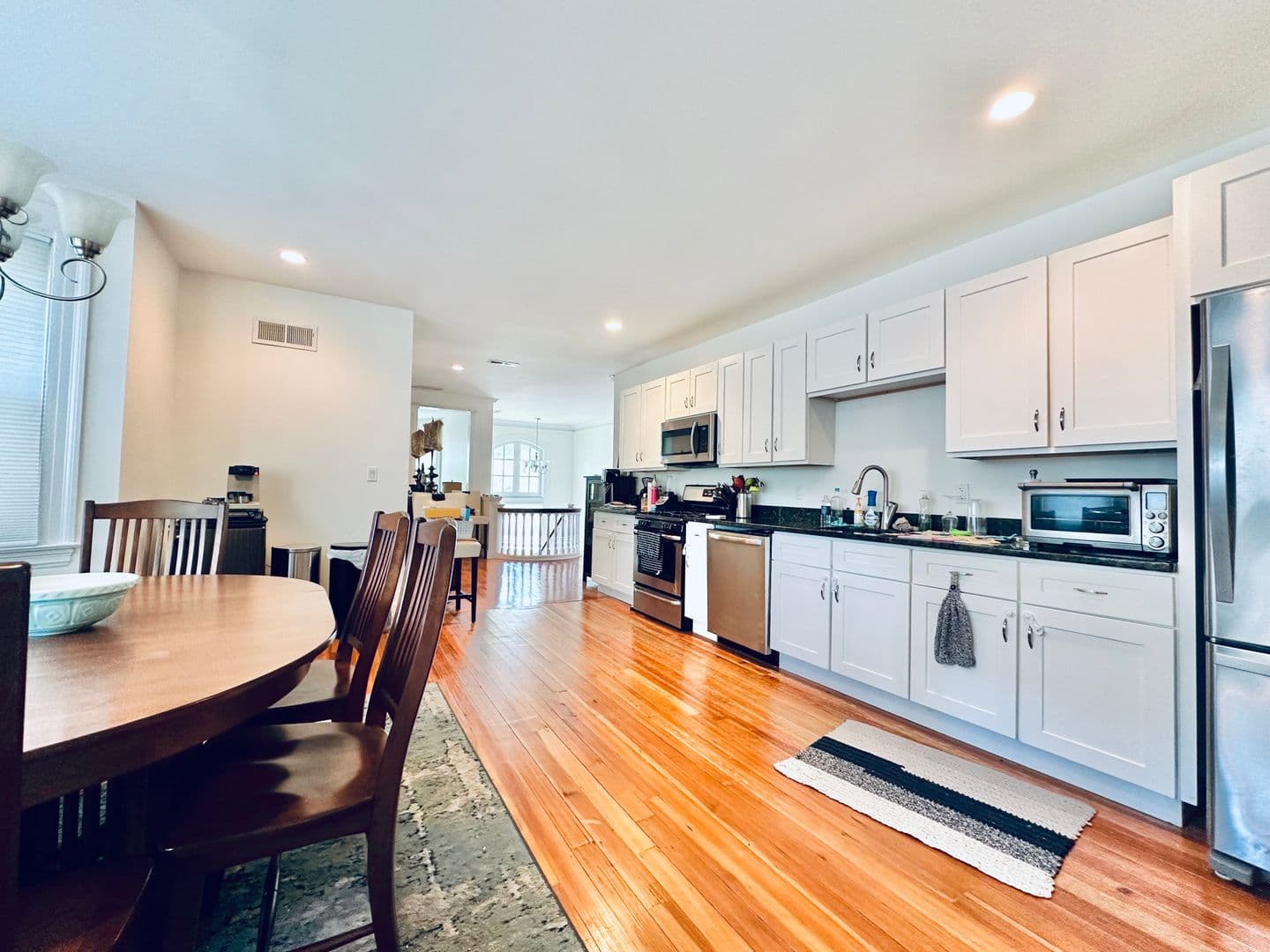 New Haven Apartment: 661 Prospect Street