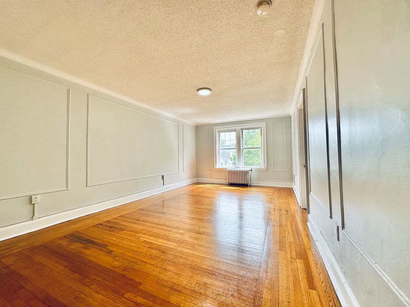 New Haven Apartment: 226 Ellsworth Avenue