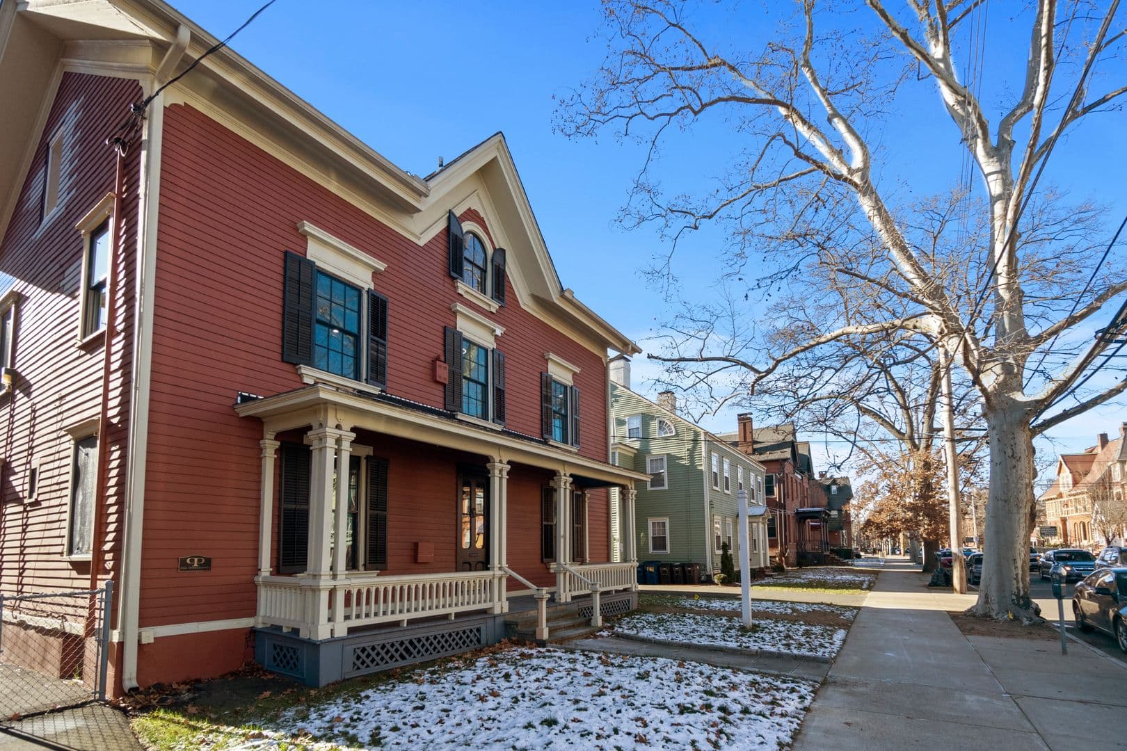 New Haven Apartment: 54 Trumbull Street
