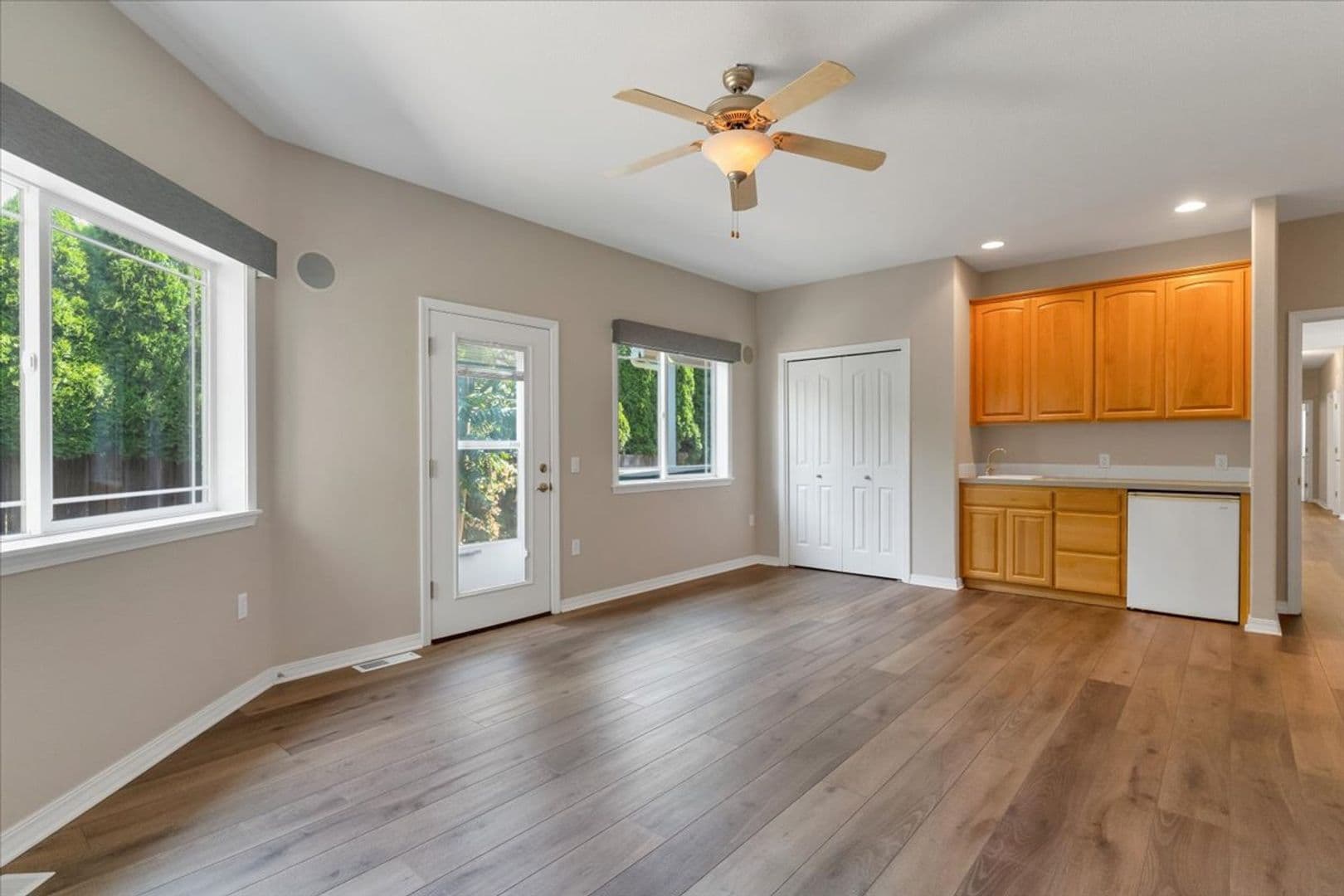 Salem House: 2765 Fort Hill Rd NW