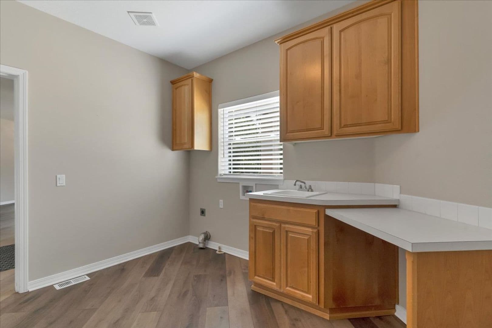 Salem House: 2765 Fort Hill Rd NW