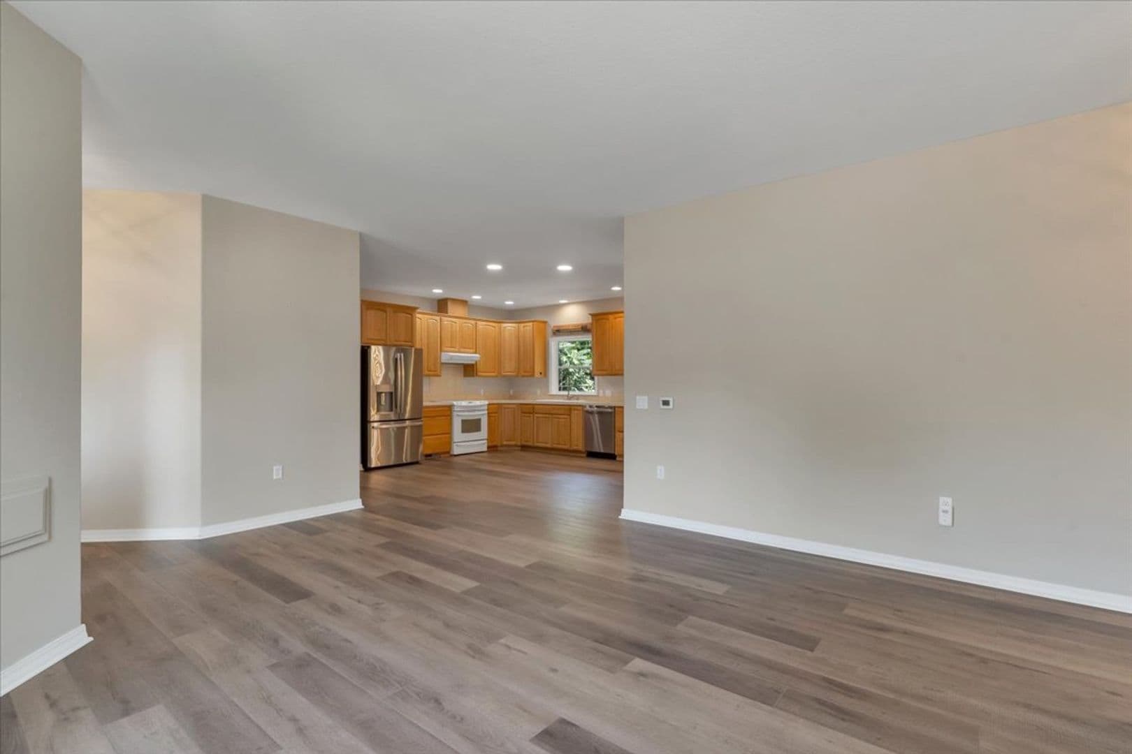 Salem House: 2765 Fort Hill Rd NW