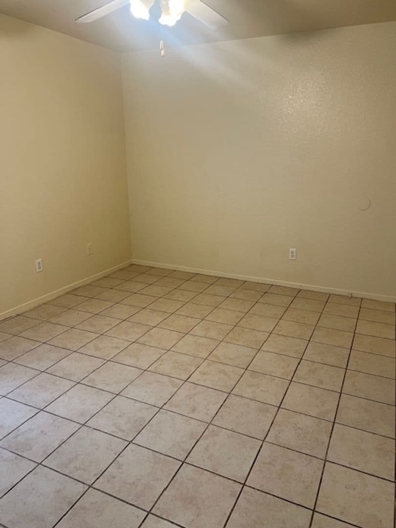 Georgetown Apartment: 2204 Katy Lane