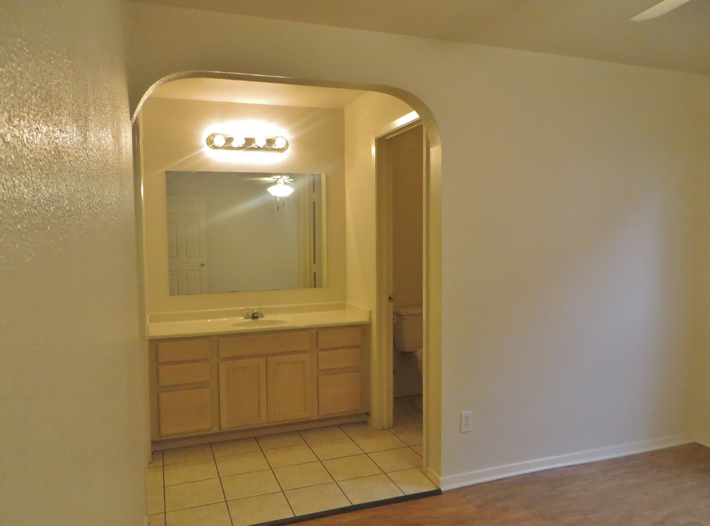 Georgetown House: 2216-B Katy Lane
