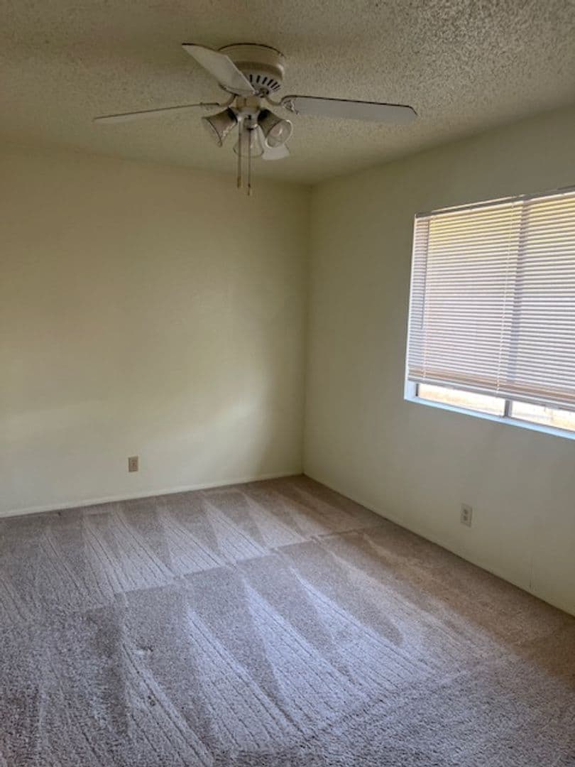 Georgetown Apartment: 112 Verna Spur