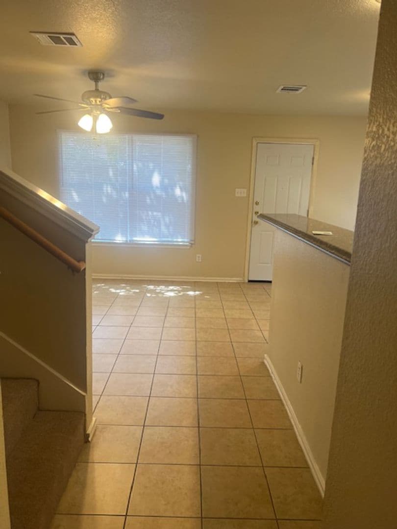 Round Rock Apartment: 1101 Christopher Avenue