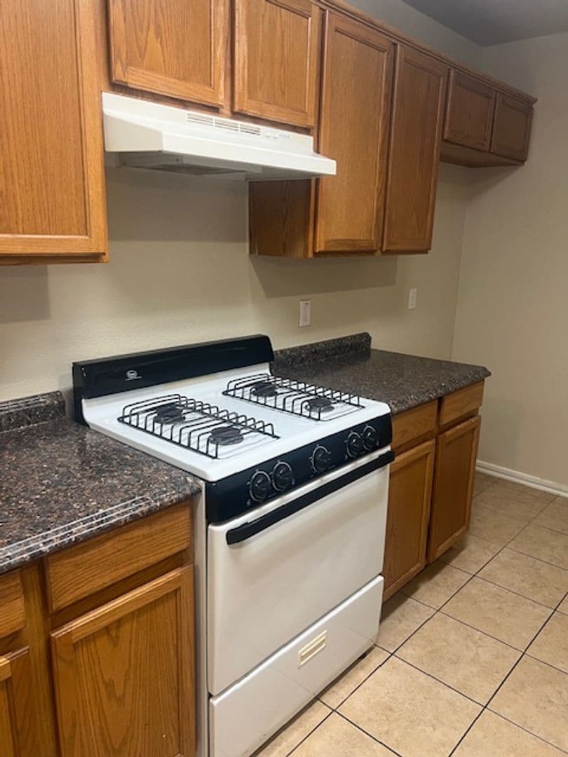 Round Rock Apartment: 1101 Christopher Avenue