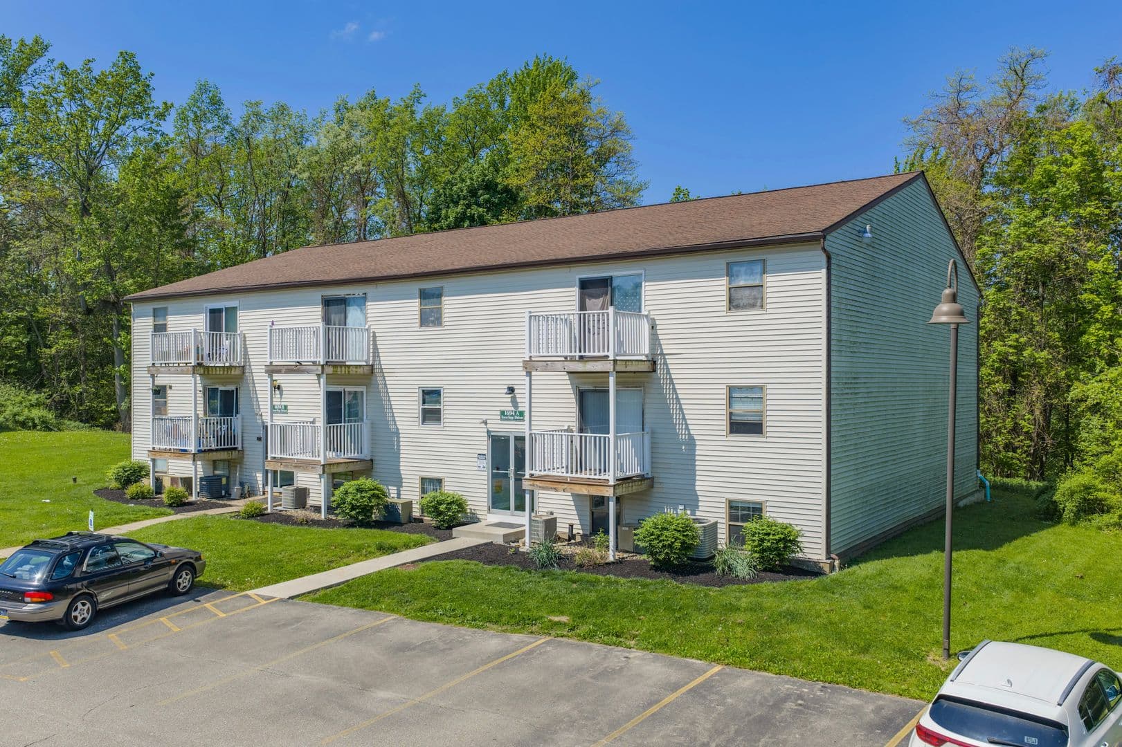 Erie Apartment: 1717 Kuntz Road