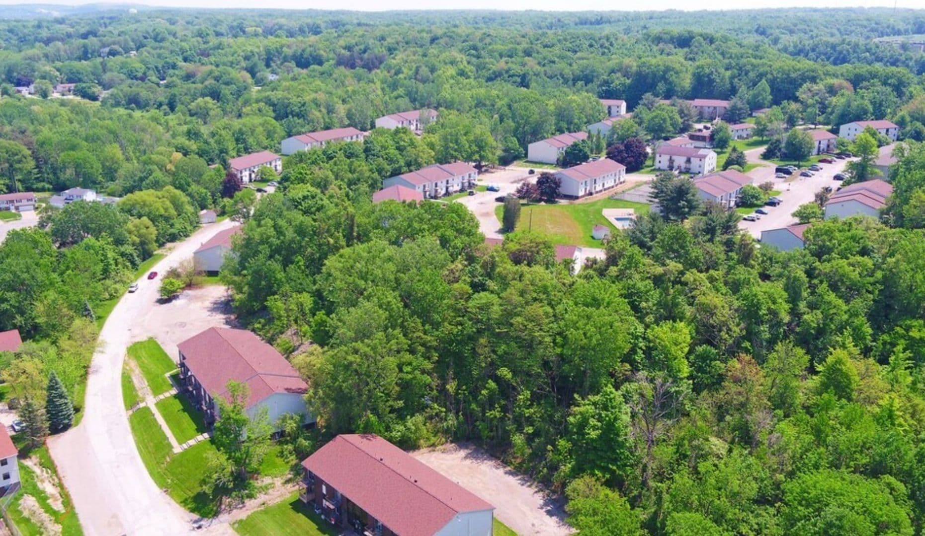 Erie Apartment: 1717 Kuntz Road