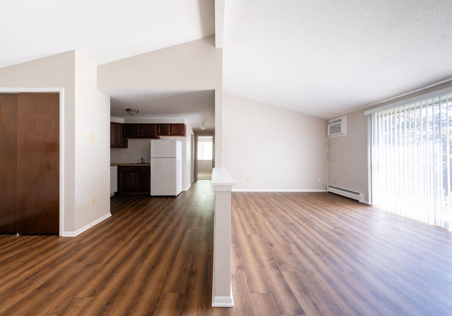 Hamburg Apartment: 5570 Camp Road