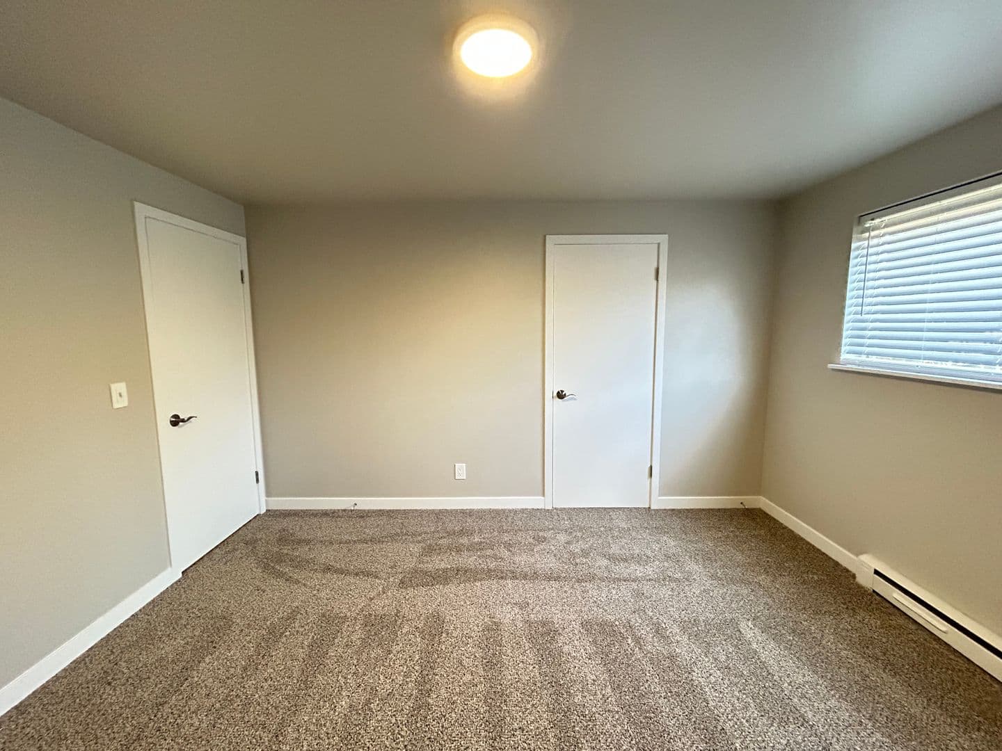 Burien Apartment: 421 Ambaum Blvd SW