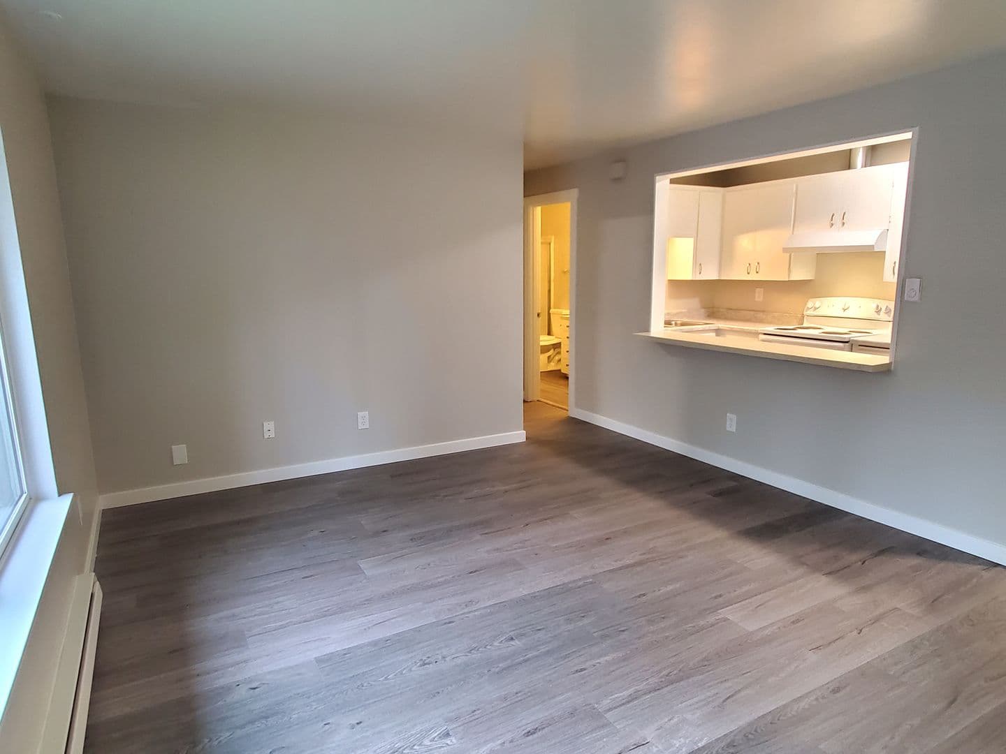 Federal Way Apartment: 1821 S 310th St