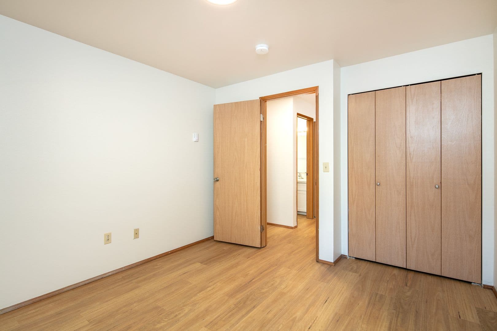 Seattle Apartment: 10510 Whitman Ave N