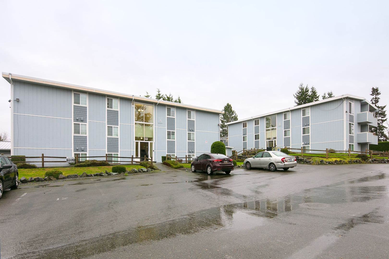 Everett Apartment: 832 W Casino Rd