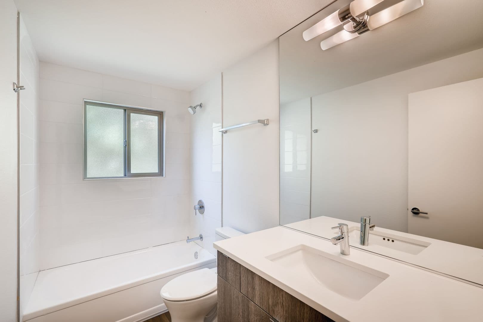 Seattle Apartment: 3500 W Government Way