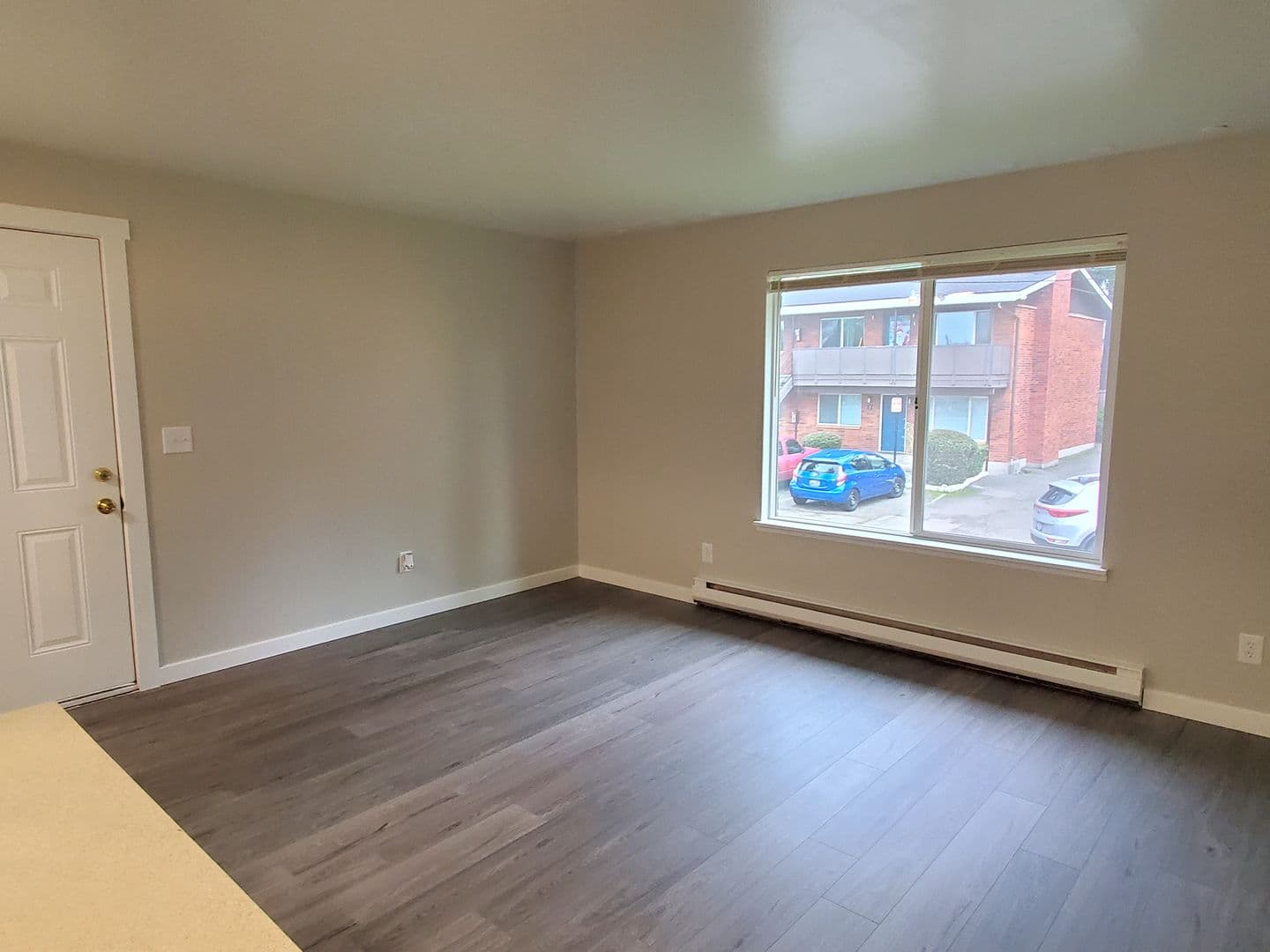 Federal Way Apartment: 1821 S 310th St