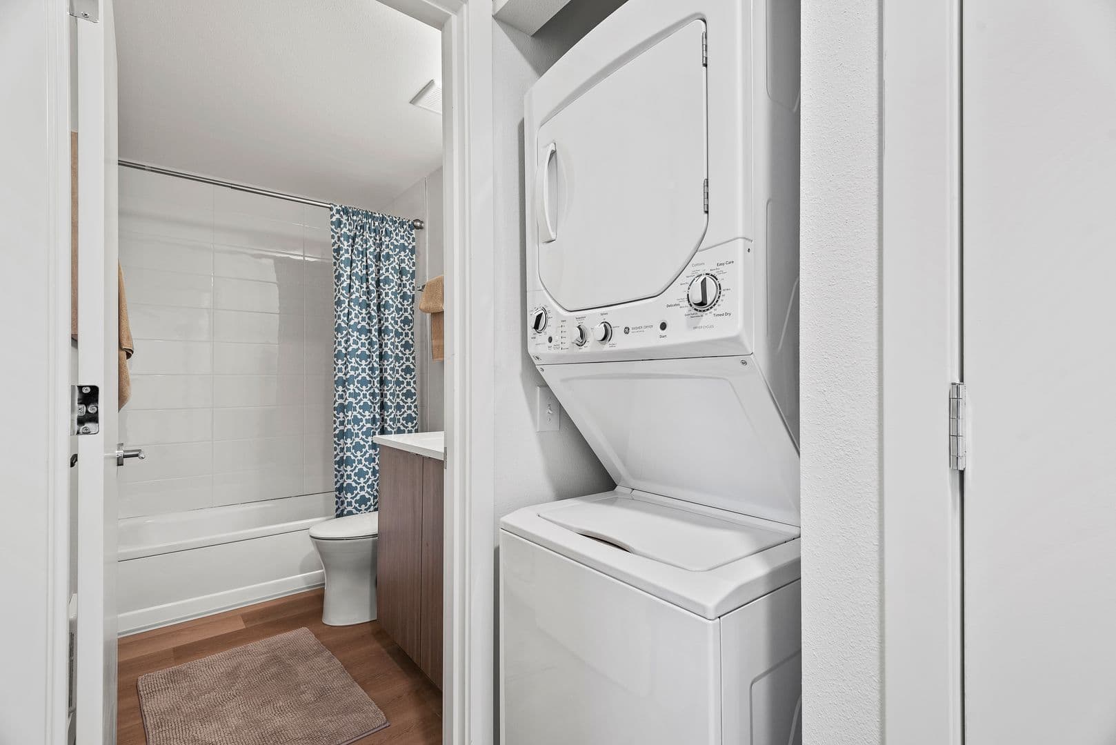 Seattle Apartment: 3500 W Government Way