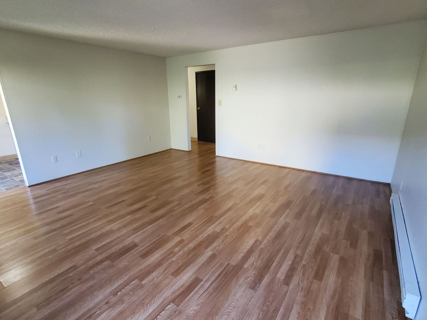 Puyallup Apartment: 322 9th Ave SE