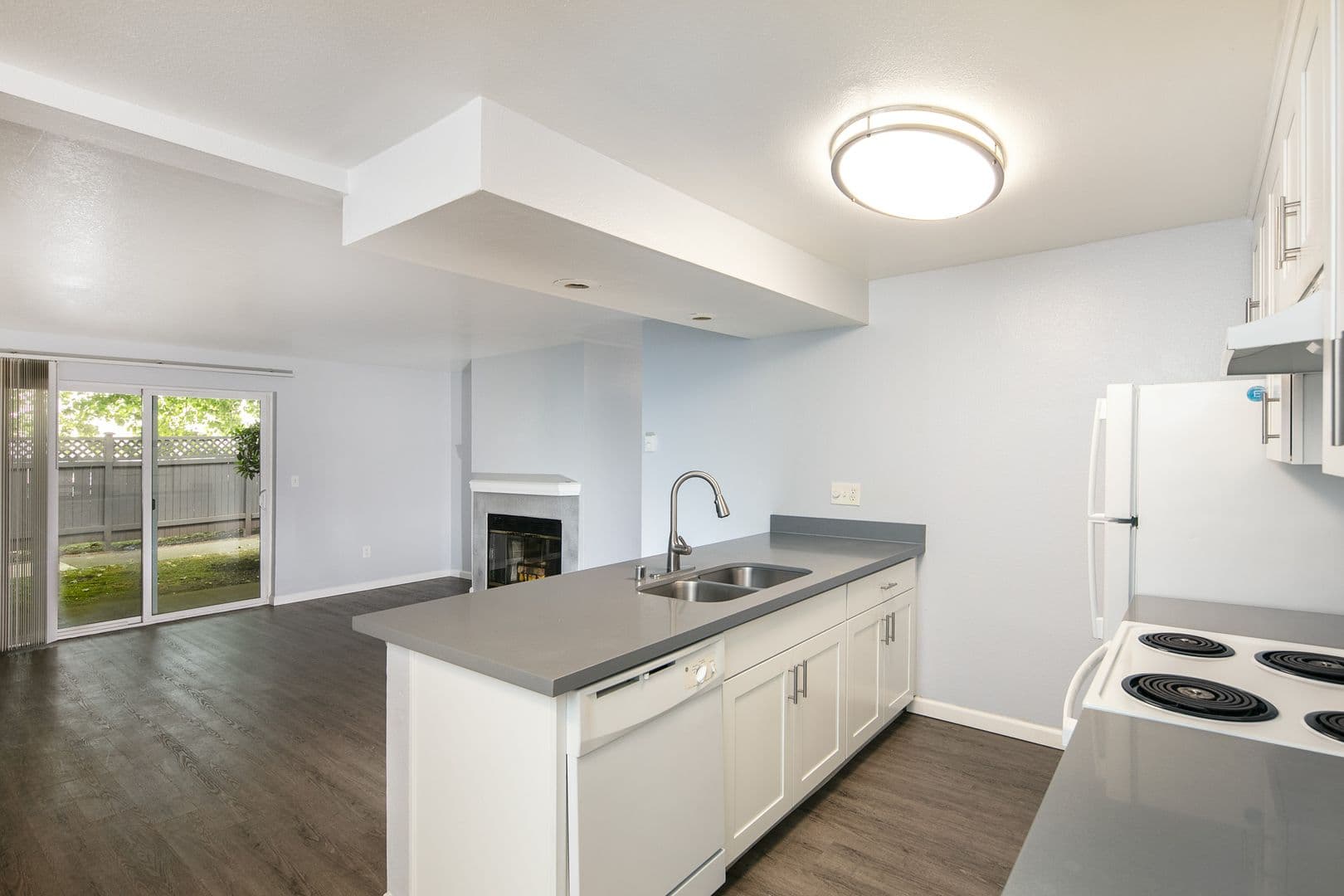 Burien Apartment: 400 S 152nd Street