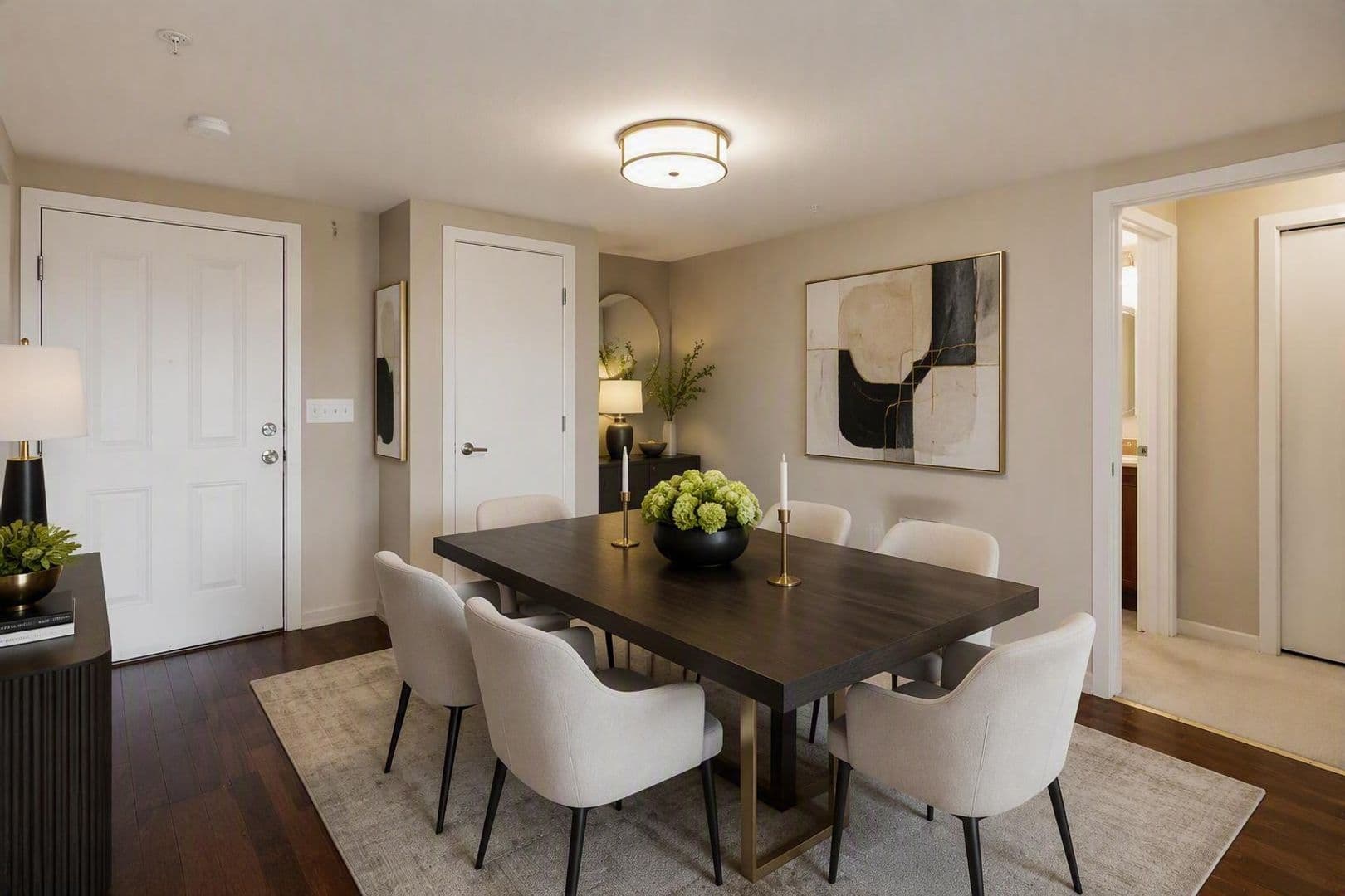 Tacoma Apartment: 815 S 9th St