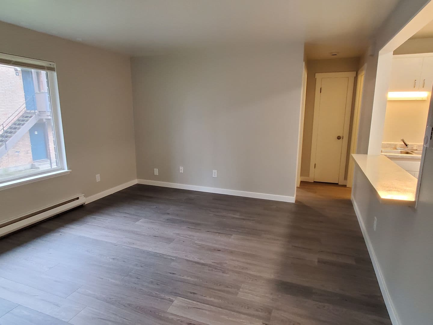 Federal Way Apartment: 1821 S 310th St
