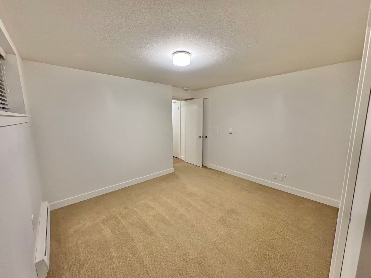 Seattle Apartment: 3500 W Government Way
