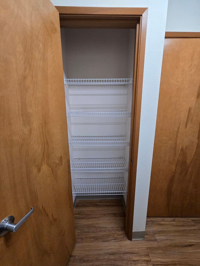 Portland Apartment: 945 NW Naito Parkway