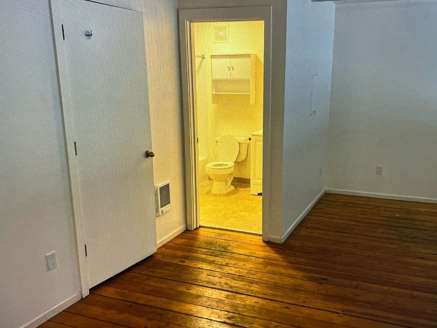 Portland Apartment: 625 NW Everett Street
