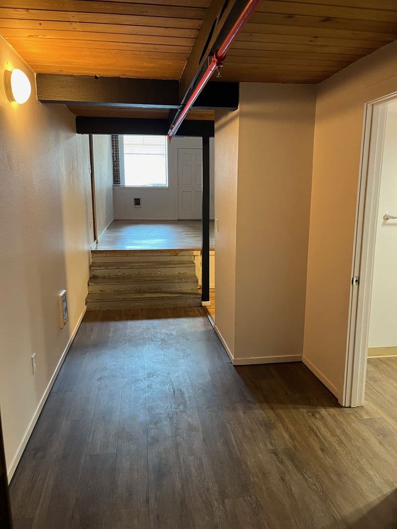 Portland Apartment: 625 NW Everett Street