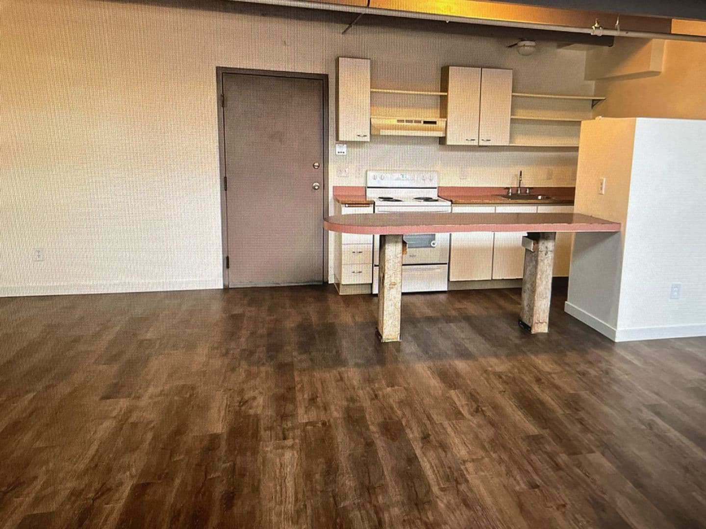 Portland Apartment: 625 NW Everett Street