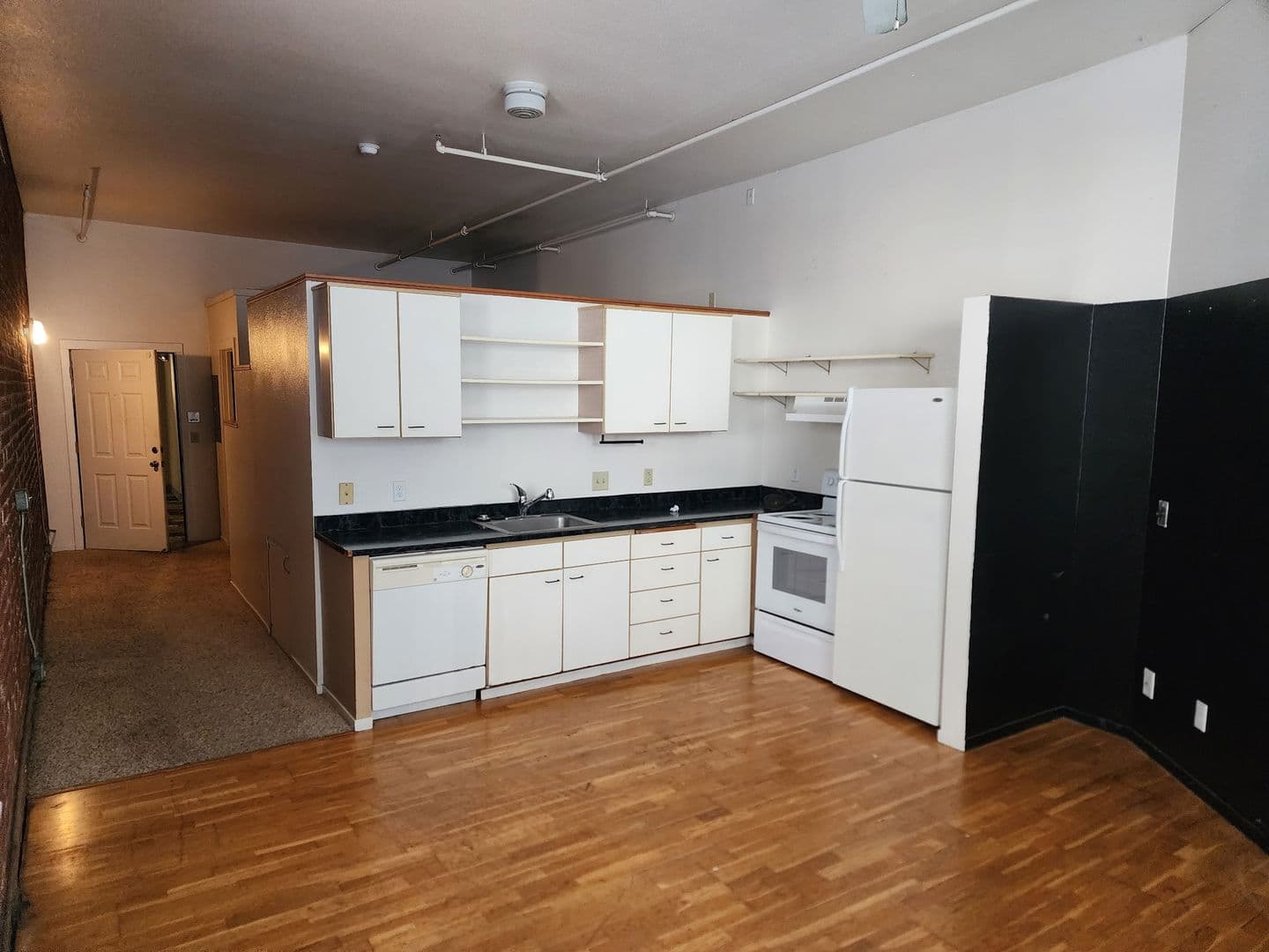 Portland Apartment: 625 NW Everett Street