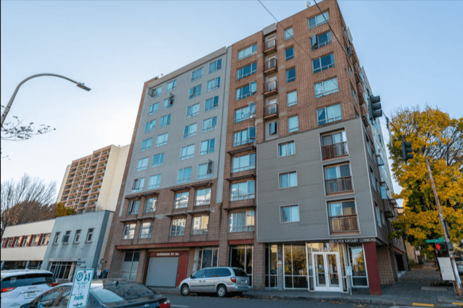 Portland Apartment: 1240 SW Columbia St