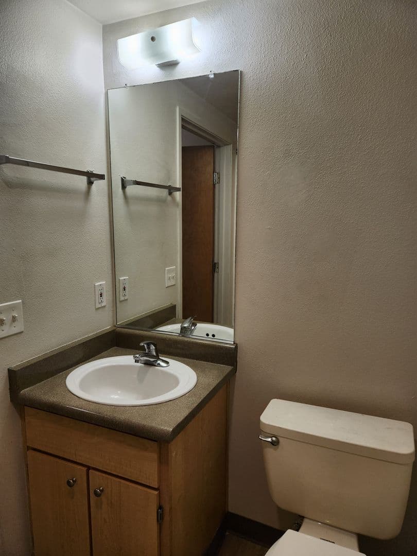 Portland Apartment: 1240 SW Columbia St