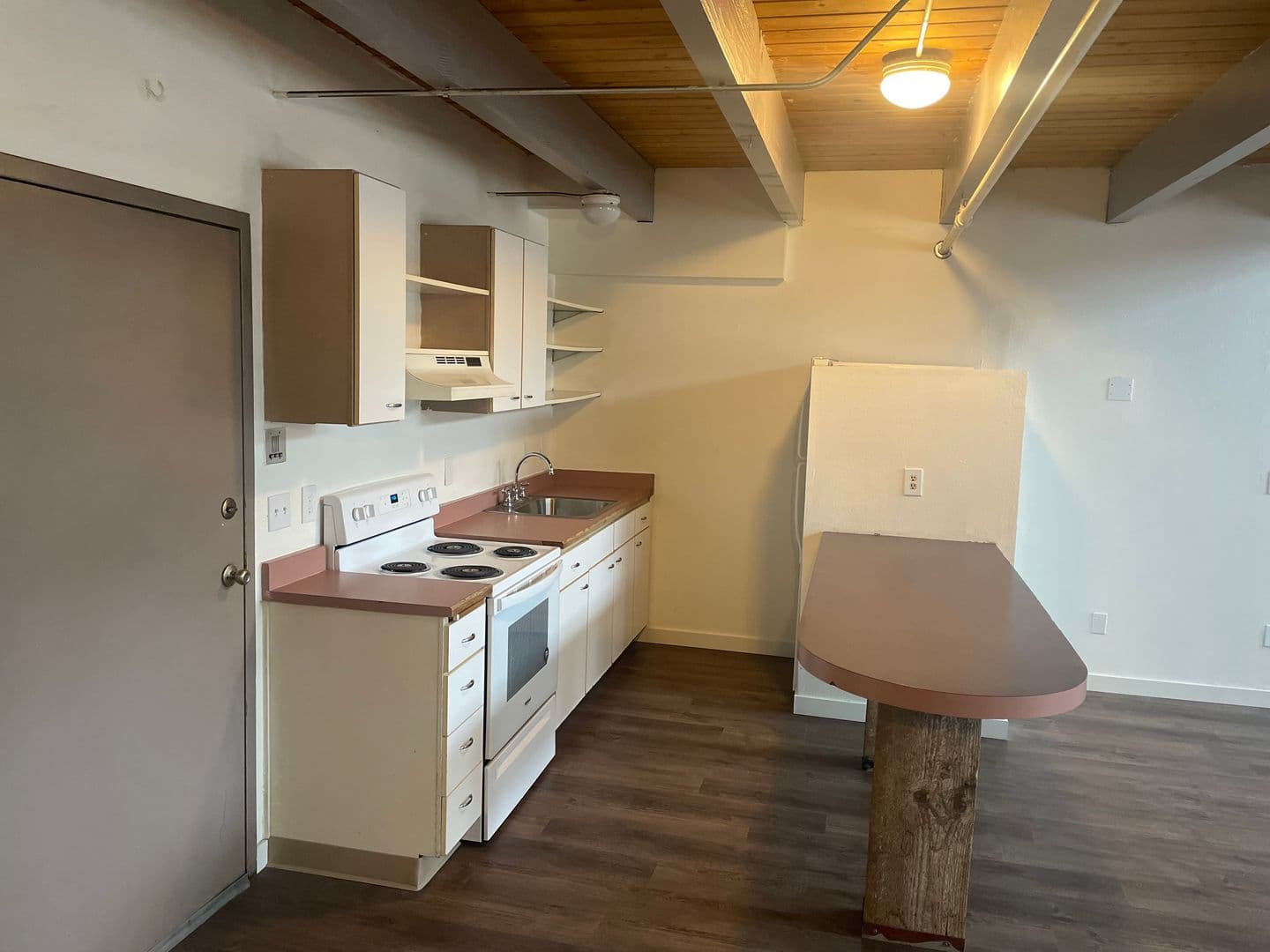 Portland Apartment: 625 NW Everett Street